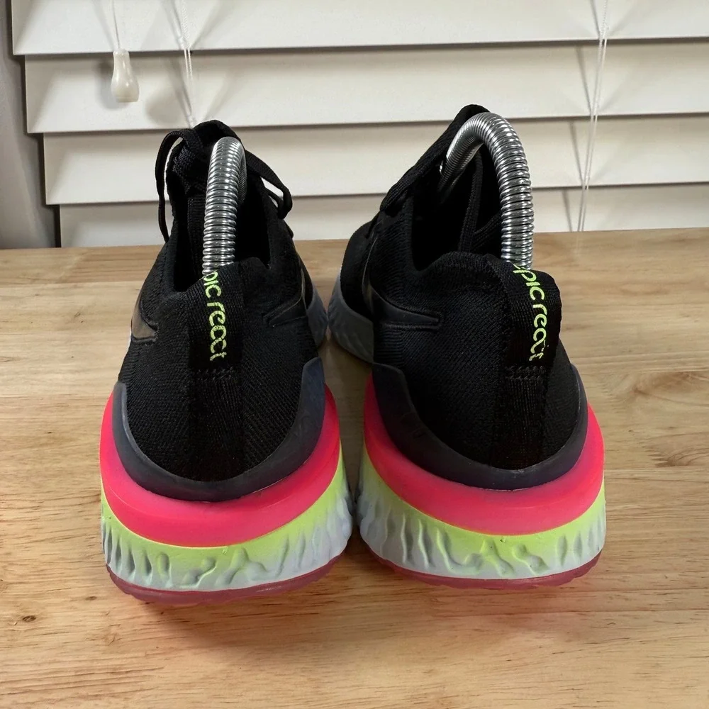 Nike Epic React Flyknit 2 Sneakers Mens Black Low Top Running Athletic Shoes - 8